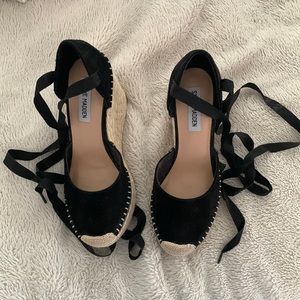 Steve Madden Black Ribbon Wedges